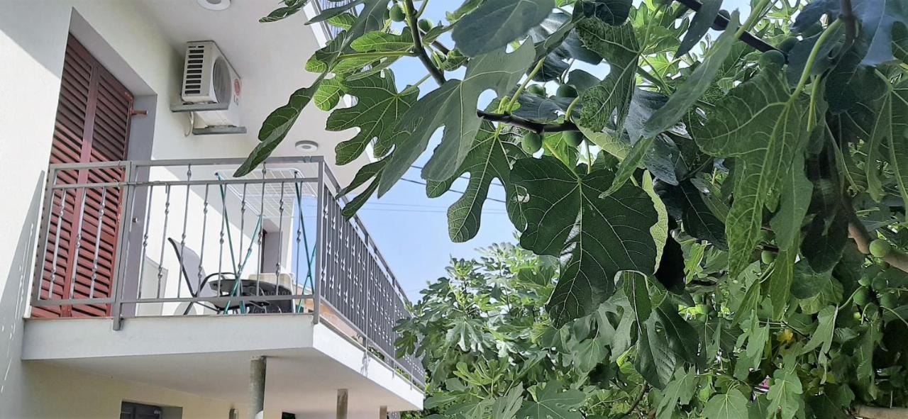 Apartments Figos Trogir Ngoại thất bức ảnh