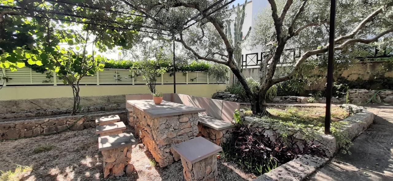 Apartments Figos Trogir Ngoại thất bức ảnh