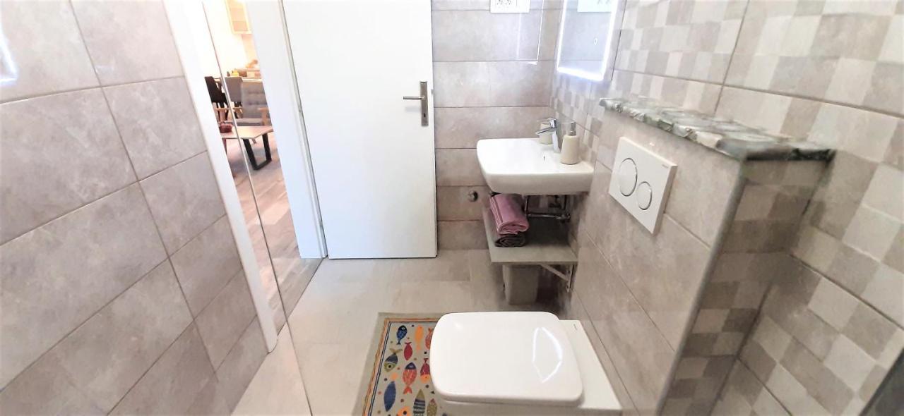 Apartments Figos Trogir Ngoại thất bức ảnh