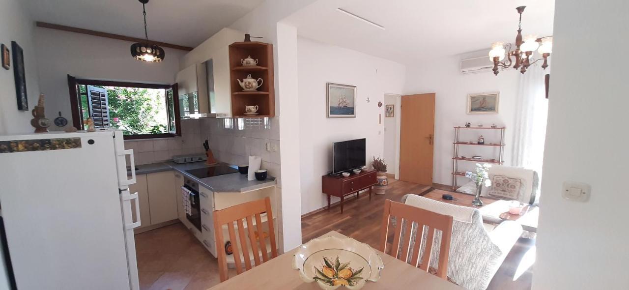 Apartments Figos Trogir Ngoại thất bức ảnh