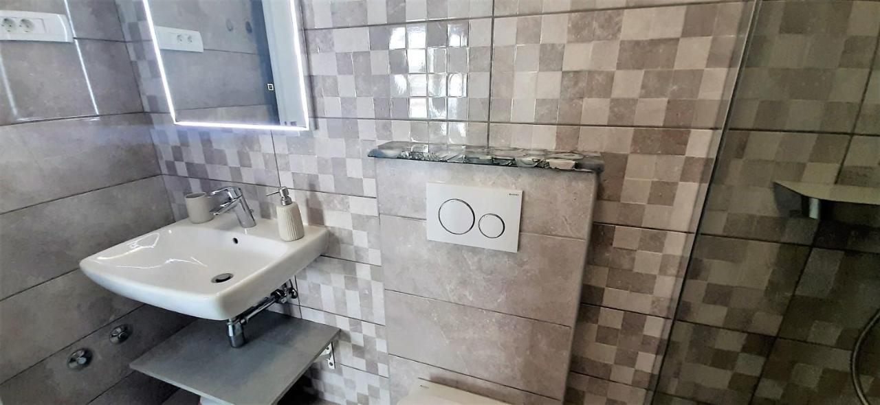 Apartments Figos Trogir Ngoại thất bức ảnh