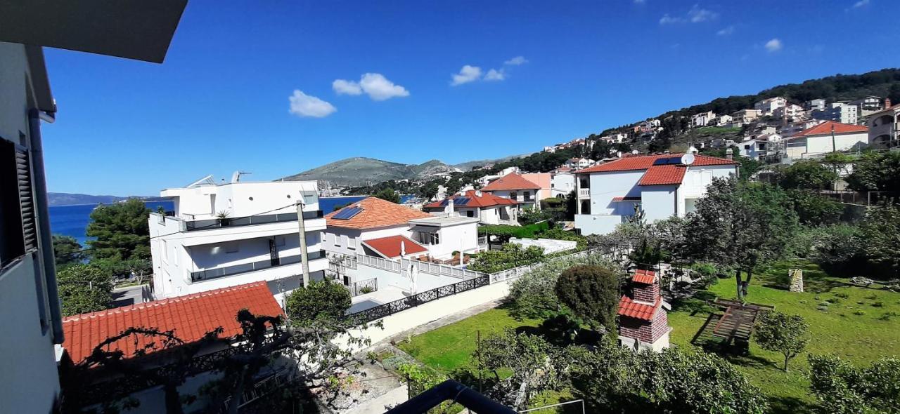 Apartments Figos Trogir Ngoại thất bức ảnh